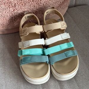 Nike Icon Classic - Mineral Hemp Ivory